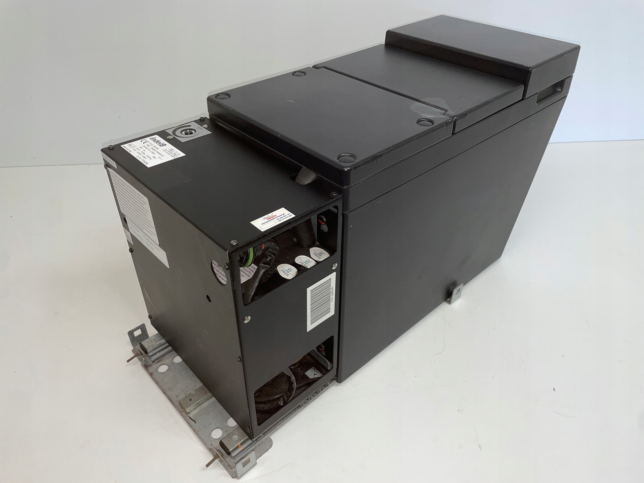 LODÓWKA CHŁODZIARKA IVECO STRALIS INTEL B 504195453 - Førerhus og interiør for Lastbil: billede 5 LODÓWKA CHŁODZIARKA IVECO STRALIS INTEL B 504195453 - Førerhus og interiør for Lastbil: billede 5