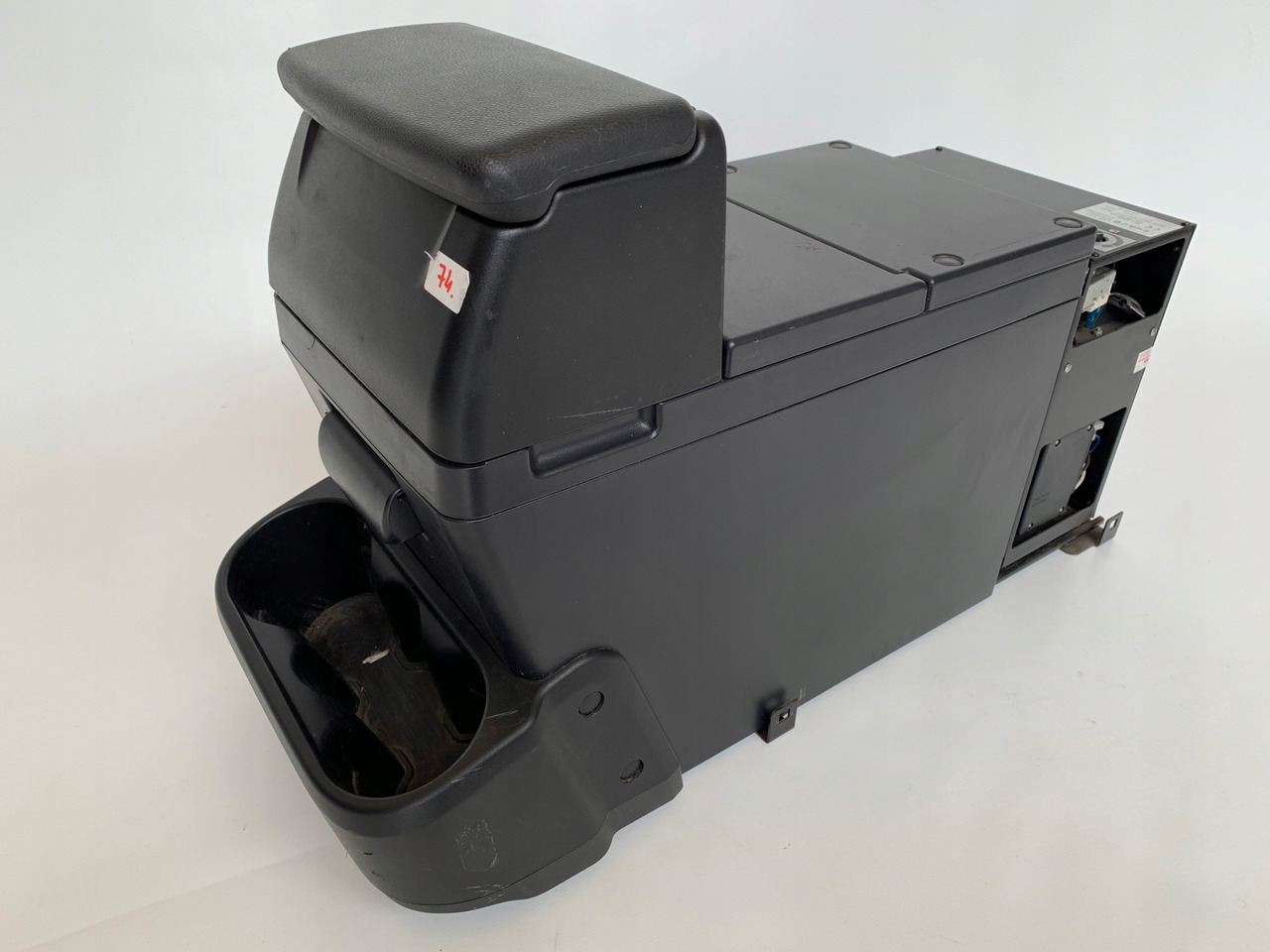 LODÓWKA IVECO STRALIS HI-WAY HIWAY NR 74 - Instrumentbræt for Lastbil: billede 1 LODÓWKA IVECO STRALIS HI-WAY HIWAY NR 74 - Instrumentbræt for Lastbil: billede 1