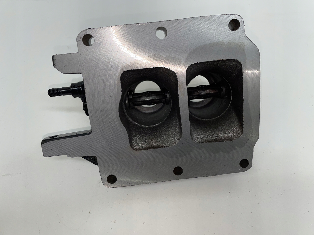 PRZEPUSTNICA RECYRKULATOR MAN TGS TGX EURO 6 - Luftindtagssystem for Lastbil: billede 2 PRZEPUSTNICA RECYRKULATOR MAN TGS TGX EURO 6 - Luftindtagssystem for Lastbil: billede 2