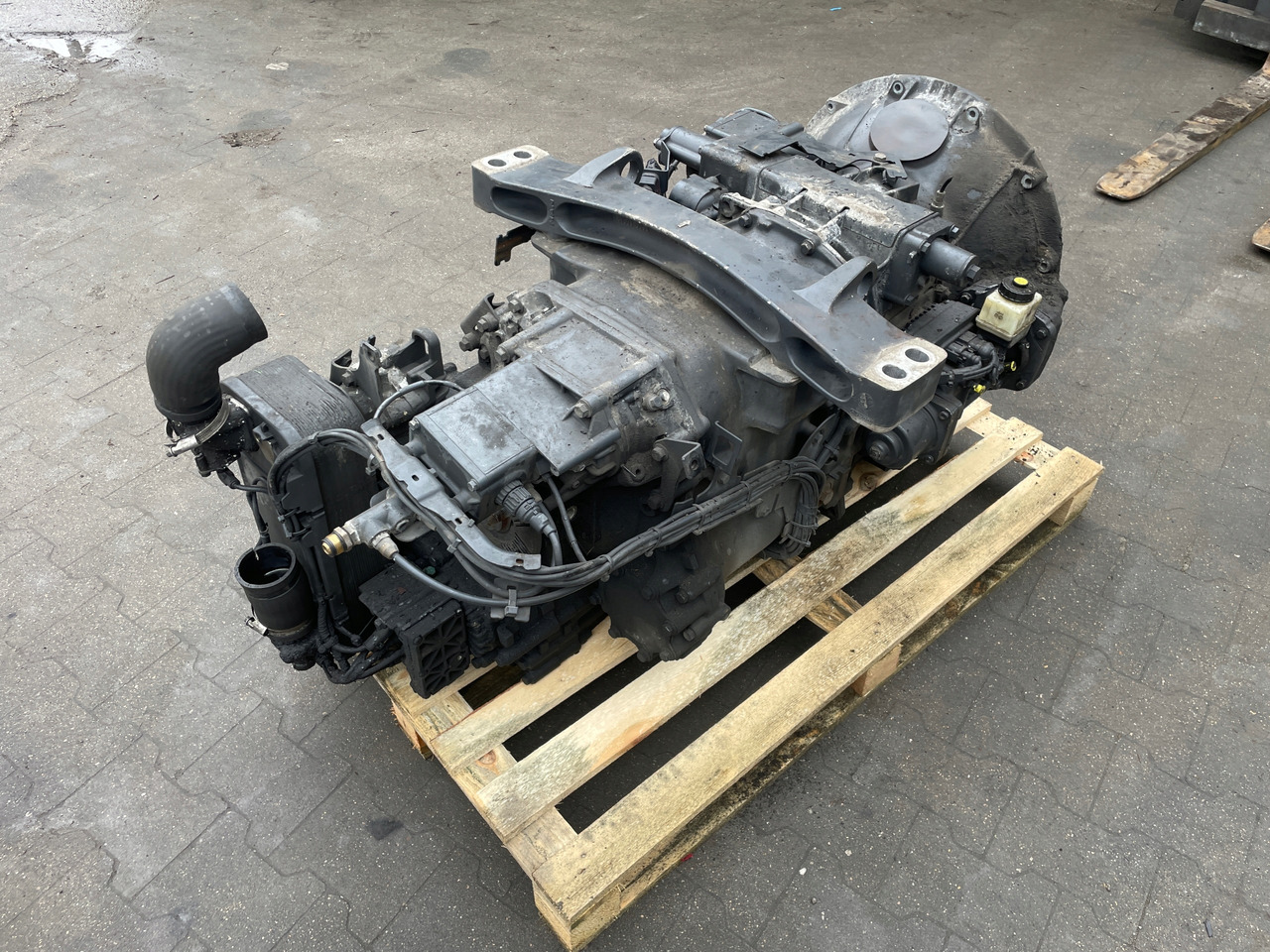 SKRZYNIA BIEGÓW MAN SCANIA RETARDER KOMPLETNA 2433418 - Gearkasse for Lastbil: billede 5 SKRZYNIA BIEGÓW MAN SCANIA RETARDER KOMPLETNA 2433418 - Gearkasse for Lastbil: billede 5