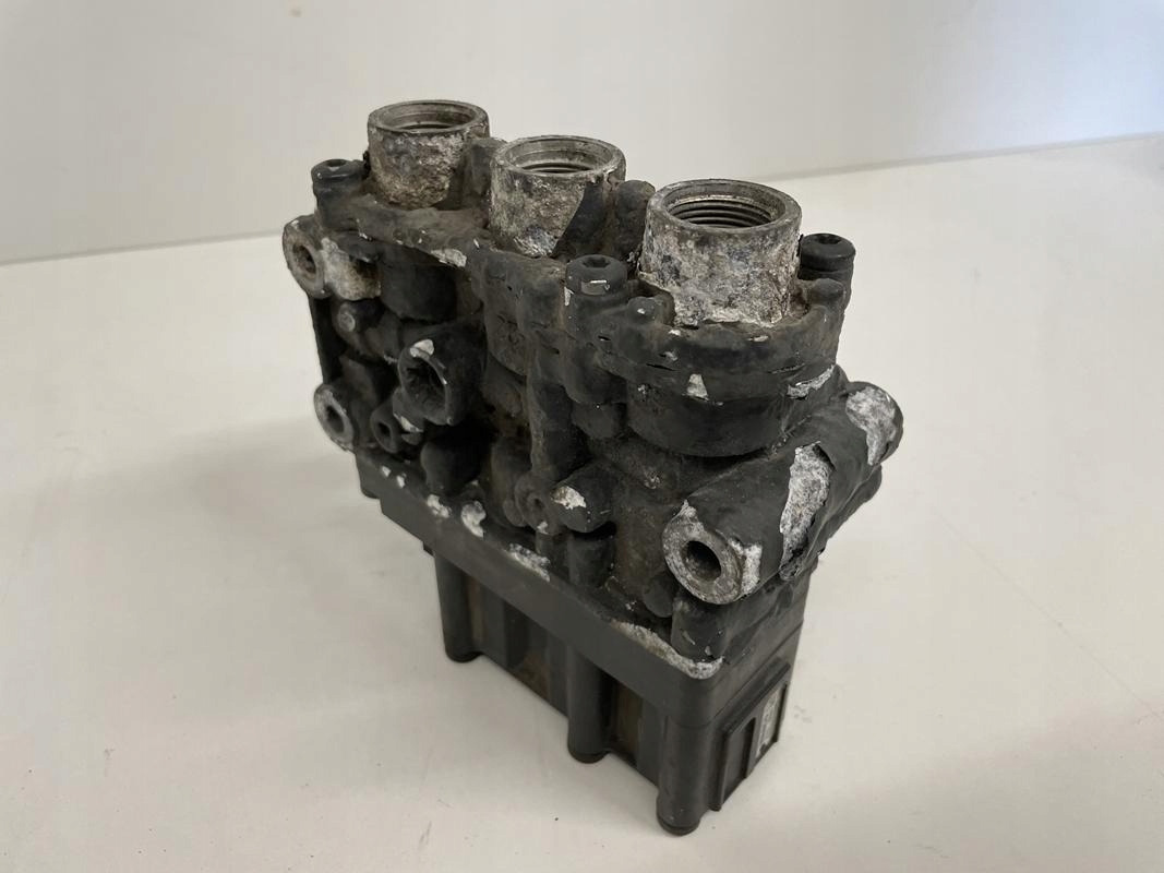 ZAWÓR PODUSZEK MERCEDES ACTROS MP 4 A0013270725 - Bremseventil for Lastbil: billede 1 ZAWÓR PODUSZEK MERCEDES ACTROS MP 4 A0013270725 - Bremseventil for Lastbil: billede 1