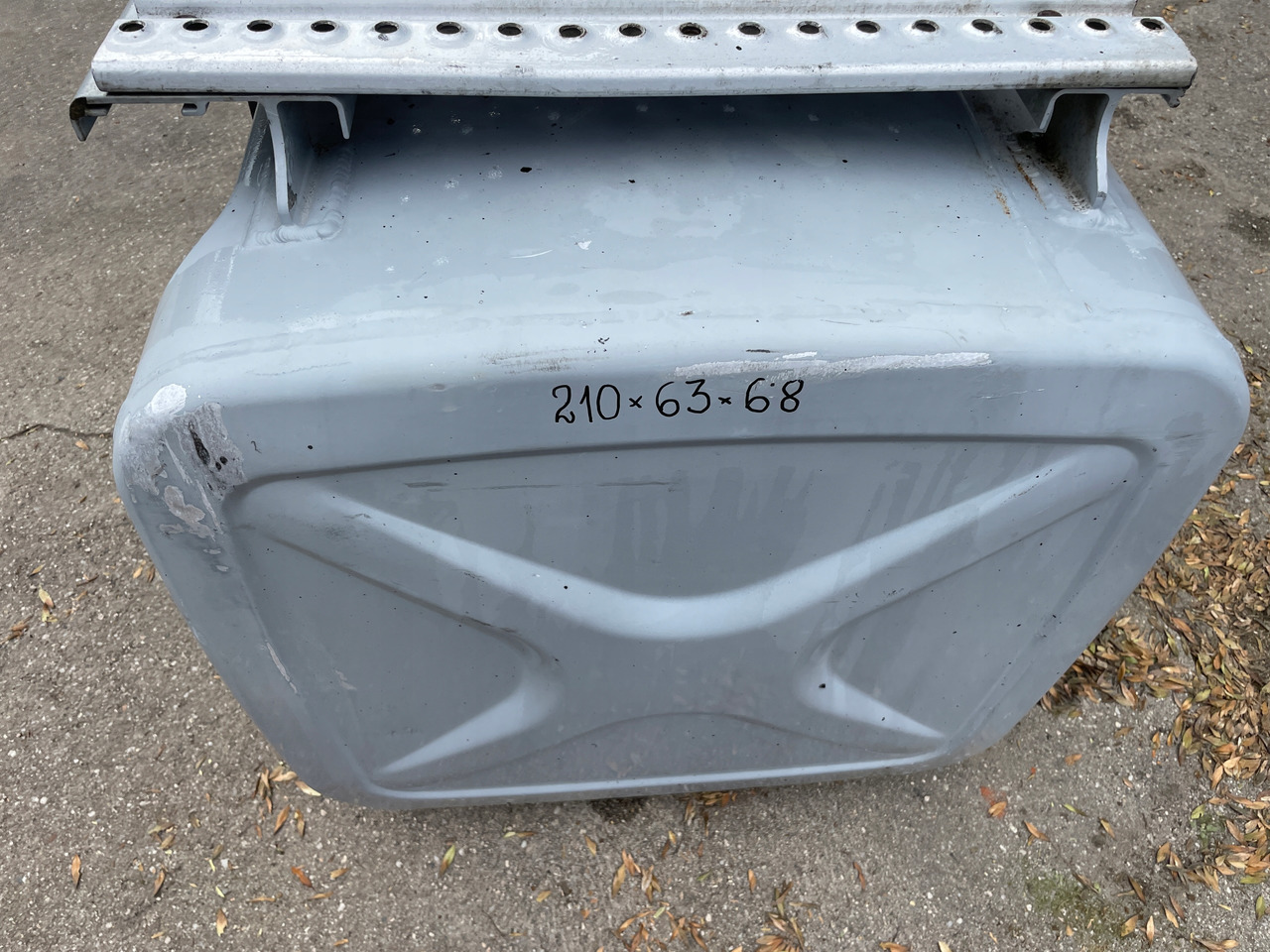 ZBIORNIK PALIWA 780 L MAN TGA TGX TGS 81122015670 - Brændstoftank for Lastbil: billede 4 ZBIORNIK PALIWA 780 L MAN TGA TGX TGS 81122015670 - Brændstoftank for Lastbil: billede 4