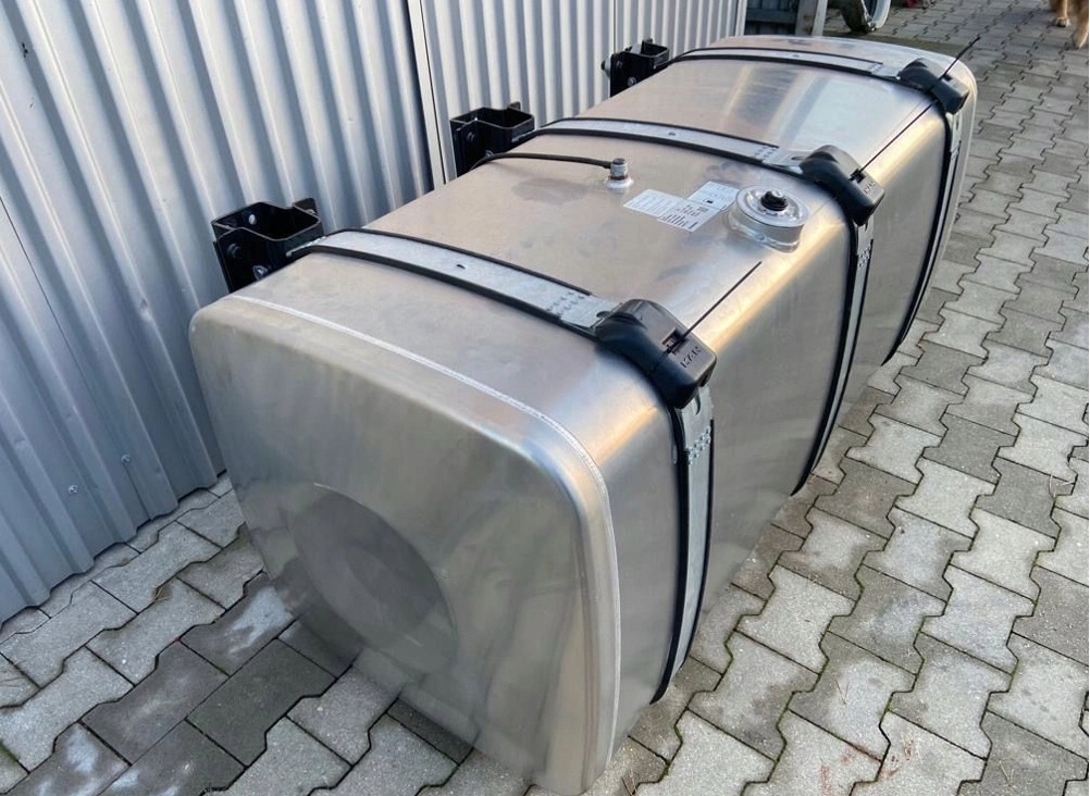 ZBIORNIK PALIWA MAN TGX TGS 710 L 81122016949 - Brændstoftank for Lastbil: billede 3 ZBIORNIK PALIWA MAN TGX TGS 710 L 81122016949 - Brændstoftank for Lastbil: billede 3