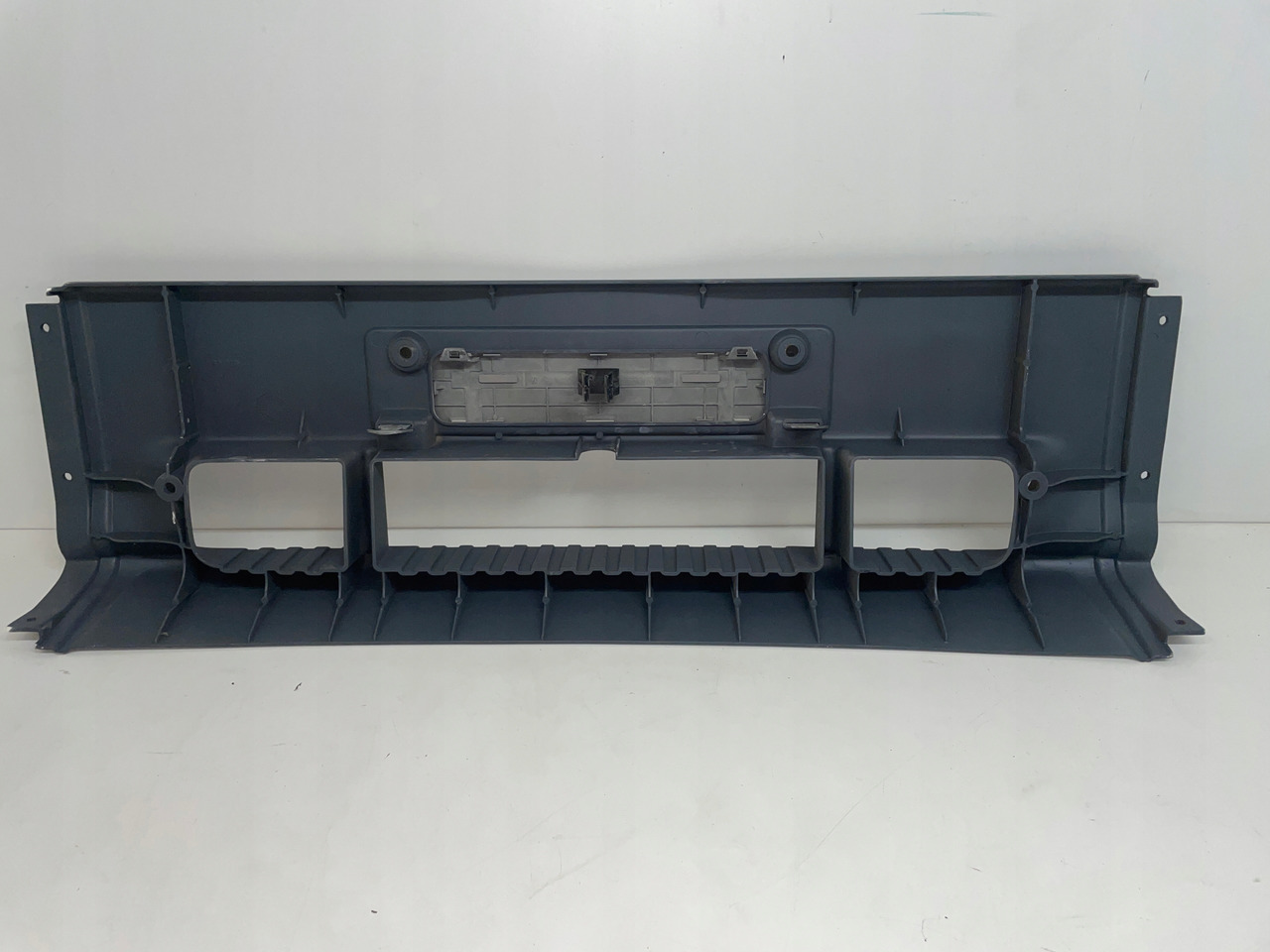 ZDERZAK MERCEDES ŚRODEK ZDERZAKA NAKŁADKA OSŁONA A 9738801170 - Kofanger for Lastbil: billede 2 ZDERZAK MERCEDES ŚRODEK ZDERZAKA NAKŁADKA OSŁONA A 9738801170 - Kofanger for Lastbil: billede 2