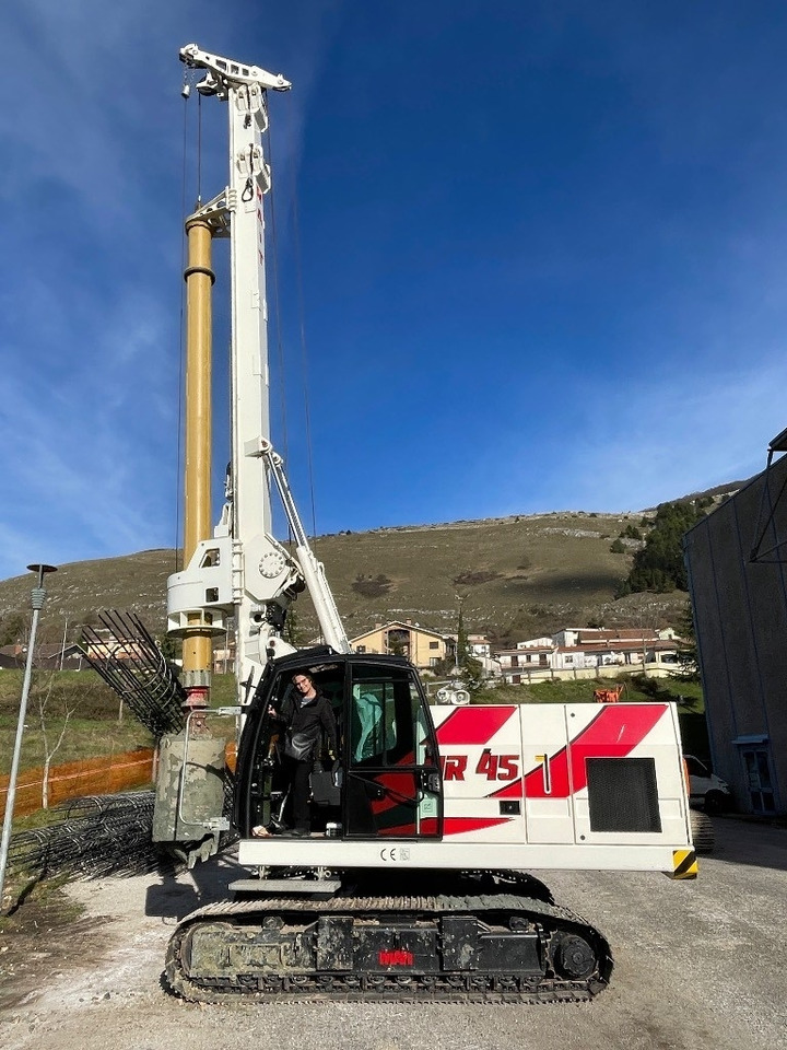 Mait HR45 NOLEGGIO - RENTAL - Rambuk: billede 1 Mait HR45 NOLEGGIO - RENTAL - Rambuk: billede 1