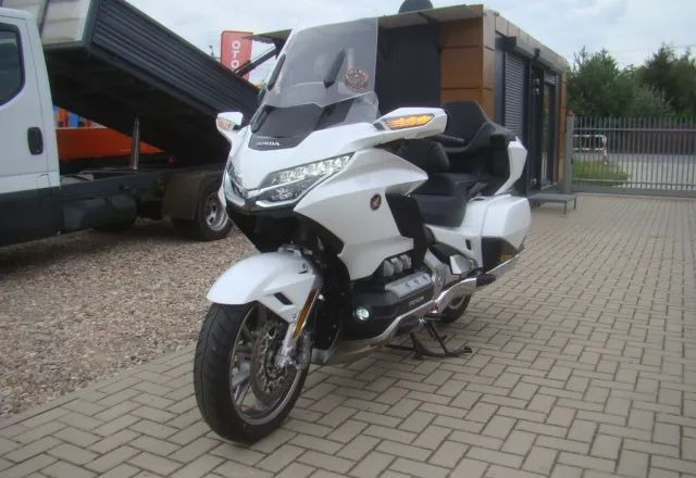 Honda GL - Motorcykel: billede 1 Honda GL - Motorcykel: billede 1