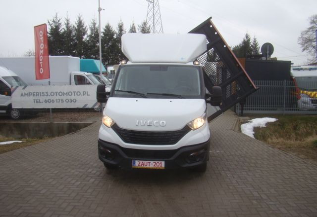Iveco DAILY 35 C 15 3.5T 4.60M 3.5T NA HAKU CLIMATRONIC - Ladbil med tip: billede 2 Iveco DAILY 35 C 15 3.5T 4.60M 3.5T NA HAKU CLIMATRONIC - Ladbil med tip: billede 2