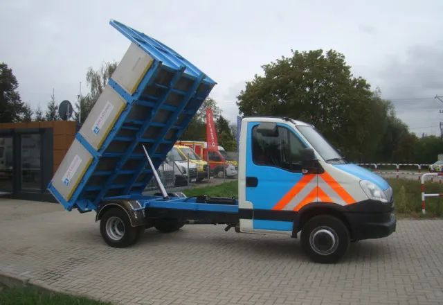 Iveco DAILY 70 C 15 3.0TDI 3.5T 3.65M WYWROTKA - Ladbil med tip: billede 4 Iveco DAILY 70 C 15 3.0TDI 3.5T 3.65M WYWROTKA - Ladbil med tip: billede 4