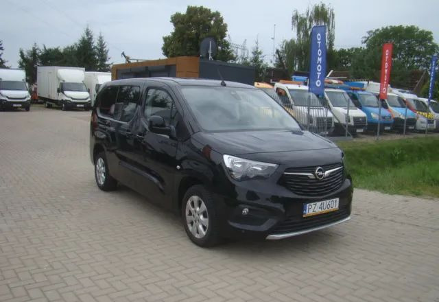 Opel COMBO 1.5D MAXI FUL OPCJA WYPOSAŻENIA - Små varebil: billede 4 Opel COMBO 1.5D MAXI FUL OPCJA WYPOSAŻENIA - Små varebil: billede 4