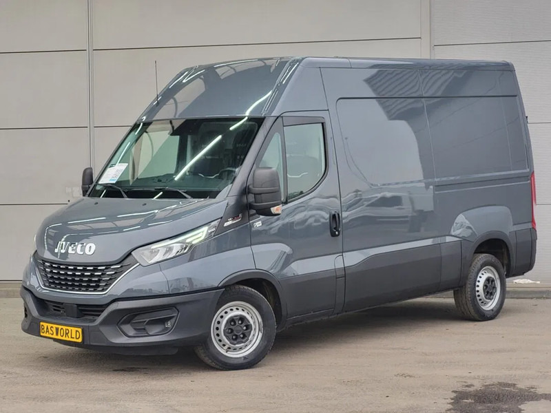 Iveco Daily 35S18 - Varevogn, Mandskabsbil: billede 1 Iveco Daily 35S18 - Varevogn, Mandskabsbil: billede 1