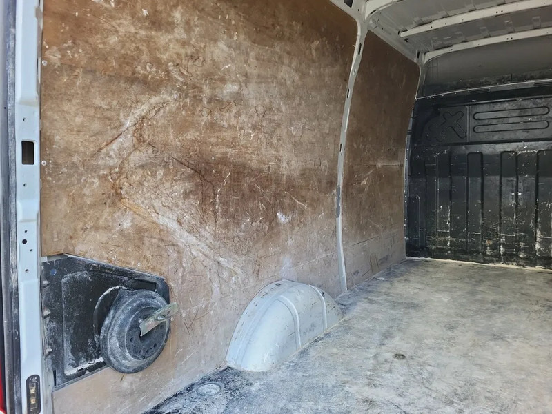 Iveco Daily L2H2 - Varevogn: billede 4 Iveco Daily L2H2 - Varevogn: billede 4