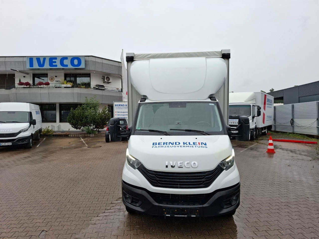 Iveco 72-210A8/P, Klima, Luft, HiMatic, LBW, RFK, - Varebil med presenning: billede 4 Iveco 72-210A8/P, Klima, Luft, HiMatic, LBW, RFK, - Varebil med presenning: billede 4