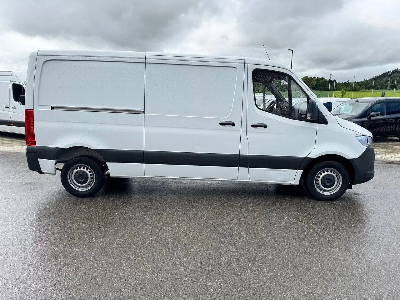 Mercedes-Benz Sprinter 215 CDI Flach Lang Klima FWD - Varevogn: billede 4 Mercedes-Benz Sprinter 215 CDI Flach Lang Klima FWD - Varevogn: billede 4