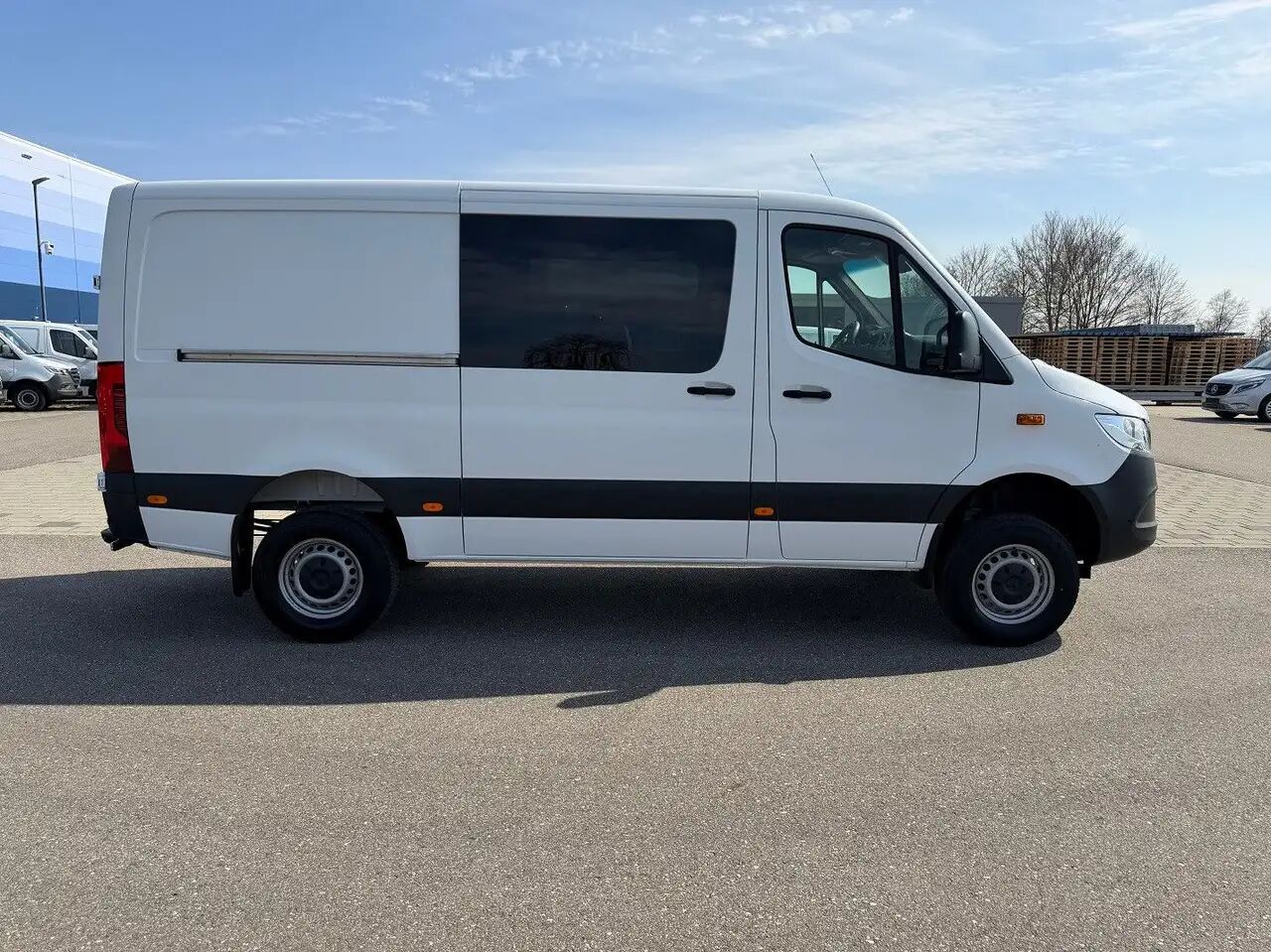 Mercedes-Benz Sprinter 316 CDI Lang Mixto 4x4 Allrad MBUX - Varevogn, Mandskabsbil: billede 4 Mercedes-Benz Sprinter 316 CDI Lang Mixto 4x4 Allrad MBUX - Varevogn, Mandskabsbil: billede 4