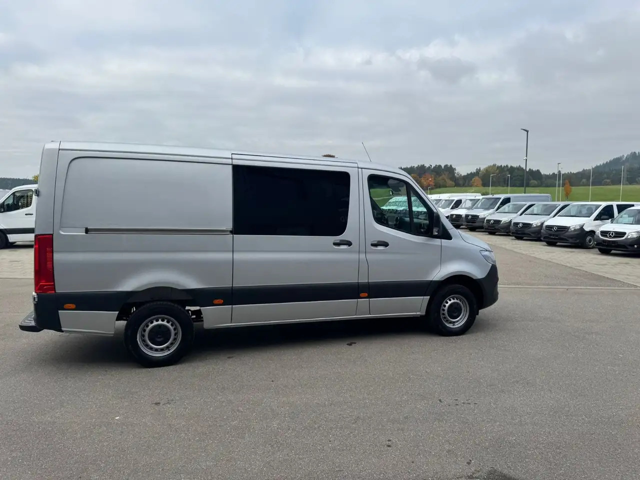 Varevogn Mercedes-Benz Sprinter 317 CDI Flach Lang Silber Klima MBUX: billede 9