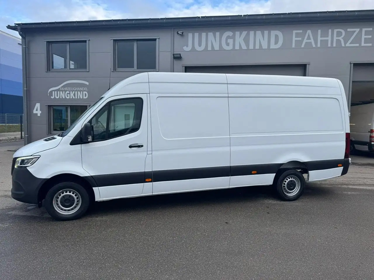 Mercedes-Benz Sprinter 317 CDI Maxi Lang LED MBUX Klima - Varevogn: billede 1 Mercedes-Benz Sprinter 317 CDI Maxi Lang LED MBUX Klima - Varevogn: billede 1