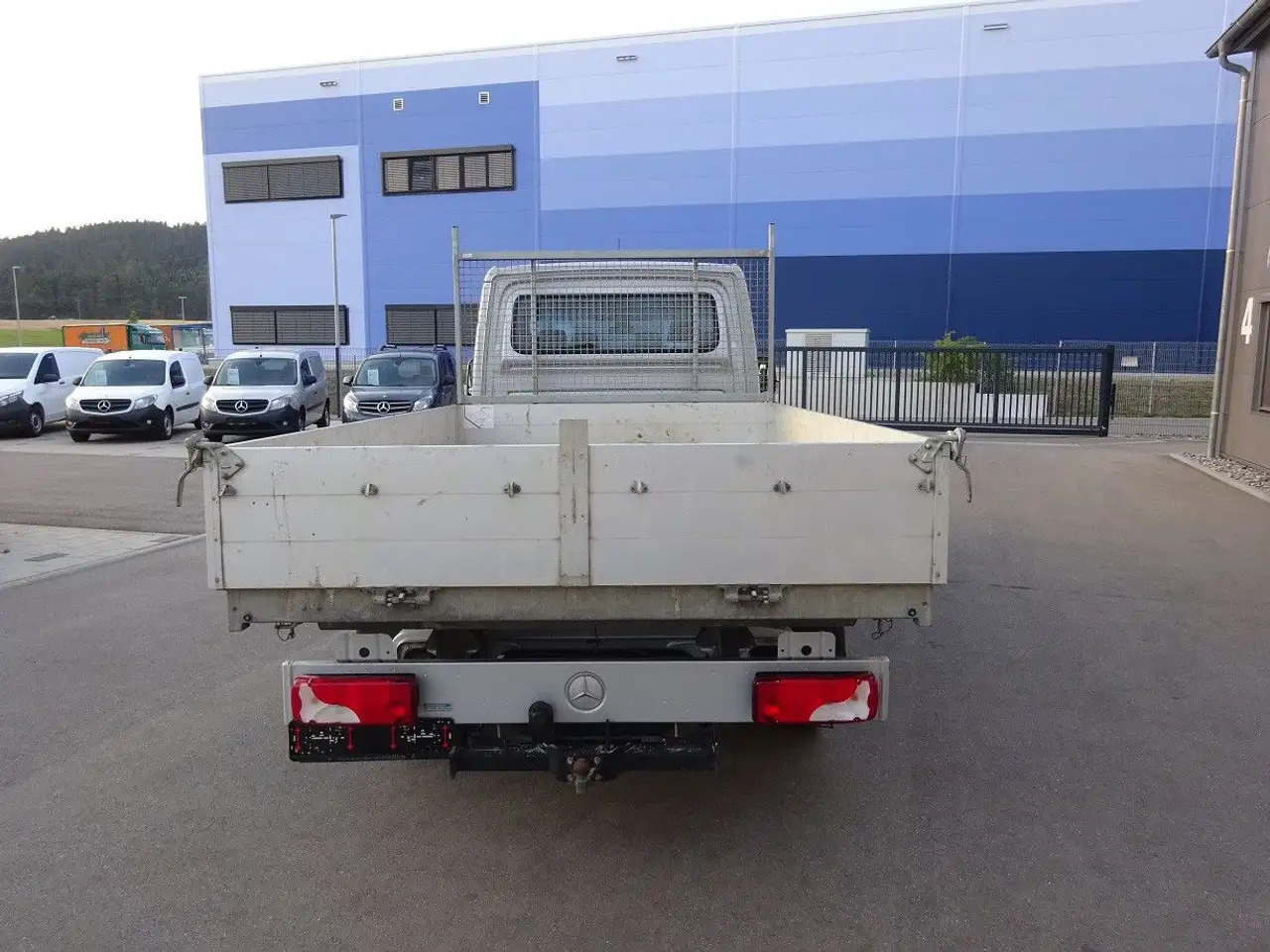 Mercedes-Benz Sprinter 319 CDI DoKa Maxi Kipper AHK 2,8t - Ladbil med tip, Mandskabsbil: billede 4 Mercedes-Benz Sprinter 319 CDI DoKa Maxi Kipper AHK 2,8t - Ladbil med tip, Mandskabsbil: billede 4