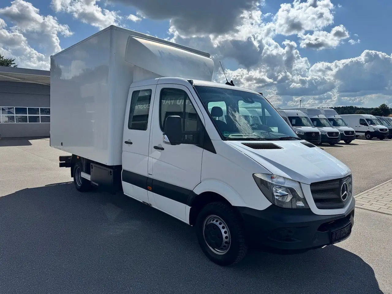 Mercedes-Benz Sprinter 519 CDI Maxi Lang DoKa Koffer AHK Klima - Varebil med kasse, Mandskabsbil: billede 2 Mercedes-Benz Sprinter 519 CDI Maxi Lang DoKa Koffer AHK Klima - Varebil med kasse, Mandskabsbil: billede 2