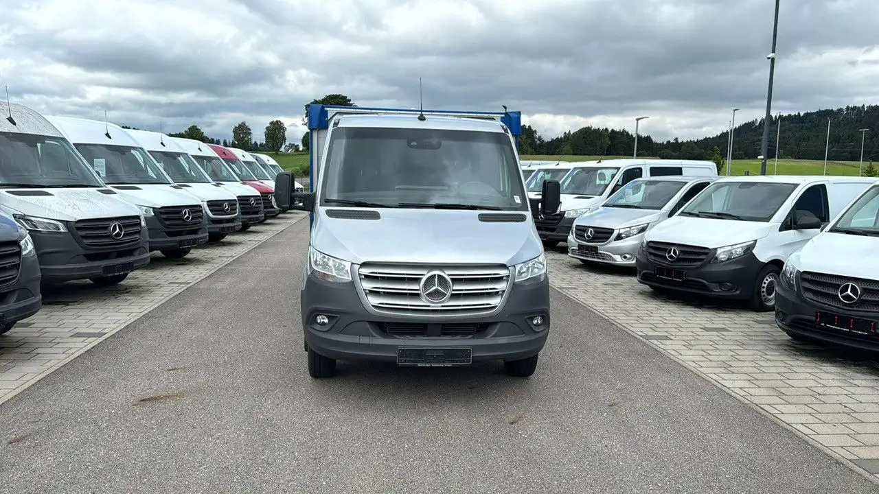 Mercedes-Benz Sprinter 519 CDI Pritsche+Plane 6x2 XXL - Varebil med presenning: billede 5 Mercedes-Benz Sprinter 519 CDI Pritsche+Plane 6x2 XXL - Varebil med presenning: billede 5
