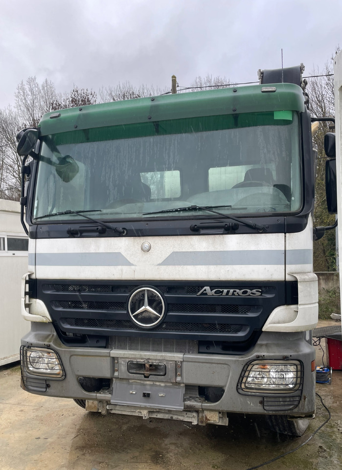 Mercedes Actros 3241 - Betonbil: billede 2 Mercedes Actros 3241 - Betonbil: billede 2