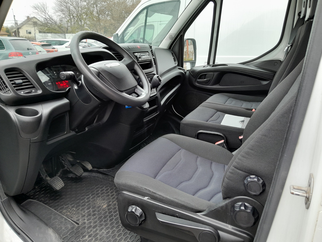 IVECO Daily 35S14 - Varebil med kasse: billede 5 IVECO Daily 35S14 - Varebil med kasse: billede 5