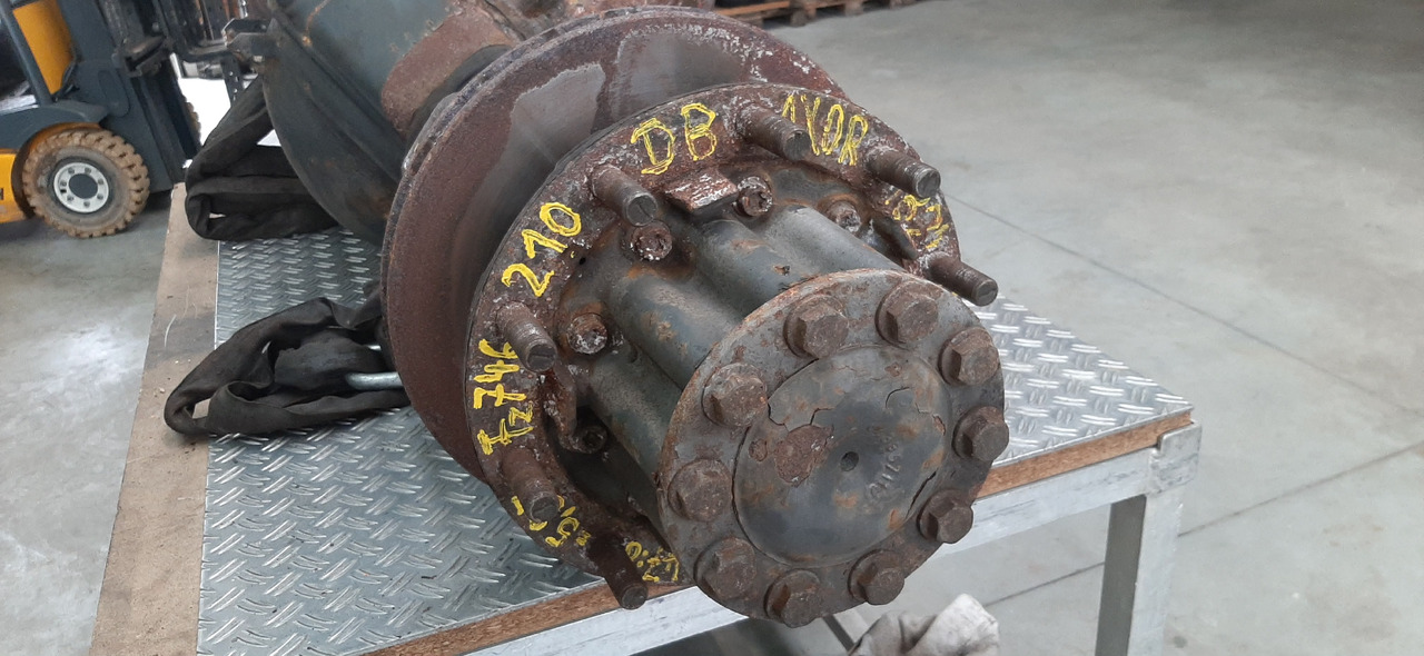 Gebrauchte DB Axor 18 - 24, Hypoidachse, 13 Tonnen, Artikel - Nr. : 81.99999 - 9999 - Bagaksel for Lastbil: billede 1 Gebrauchte DB Axor 18 - 24, Hypoidachse, 13 Tonnen, Artikel - Nr. : 81.99999 - 9999 - Bagaksel for Lastbil: billede 1