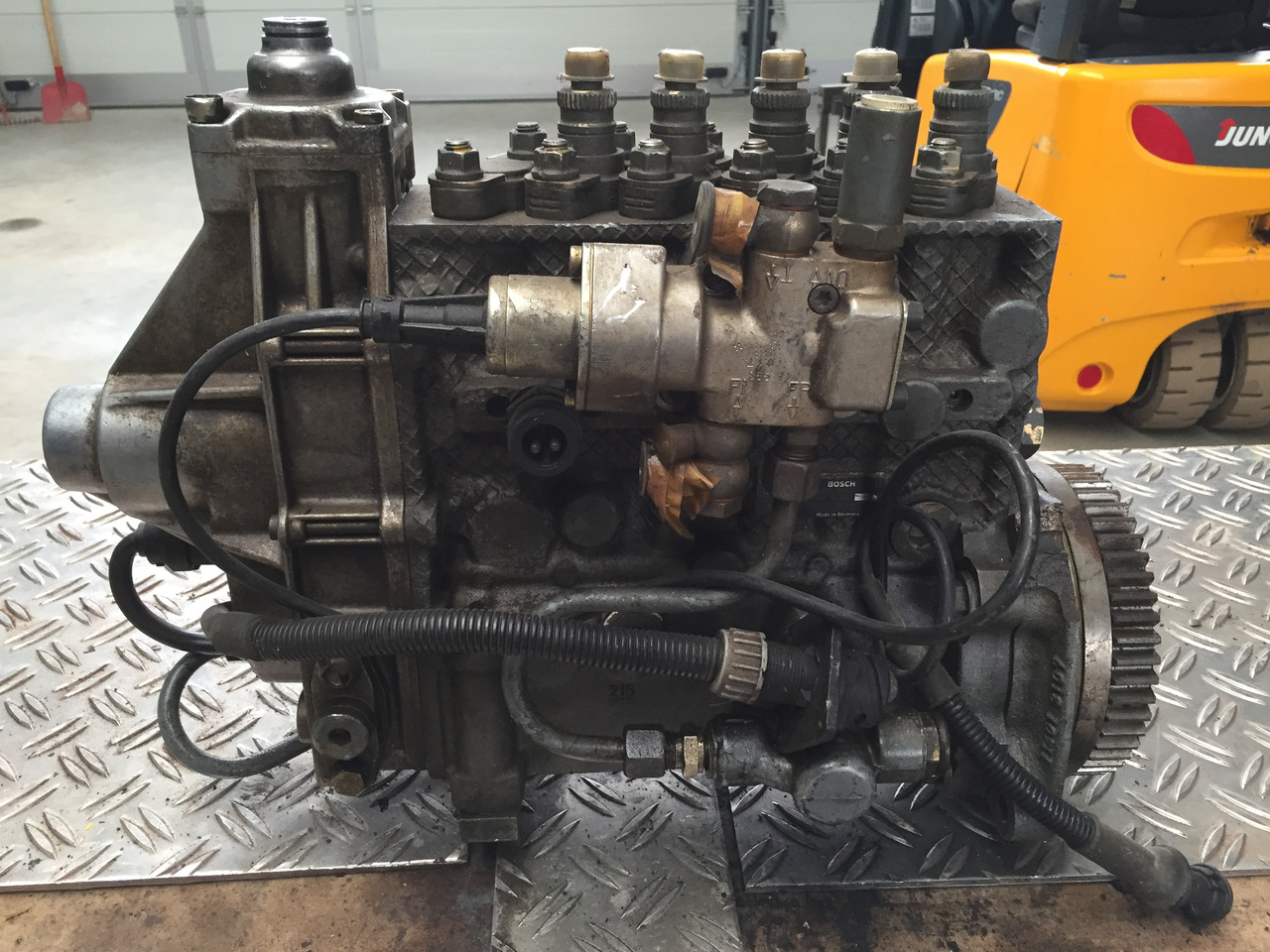 Gebrauchte Einspritzpumpe MAN, Bosch - Nr. : 0402 795 202, MAN 51.11103 - 7405 - Brændstofpumpe for Lastbil: billede 3 Gebrauchte Einspritzpumpe MAN, Bosch - Nr. : 0402 795 202, MAN 51.11103 - 7405 - Brændstofpumpe for Lastbil: billede 3