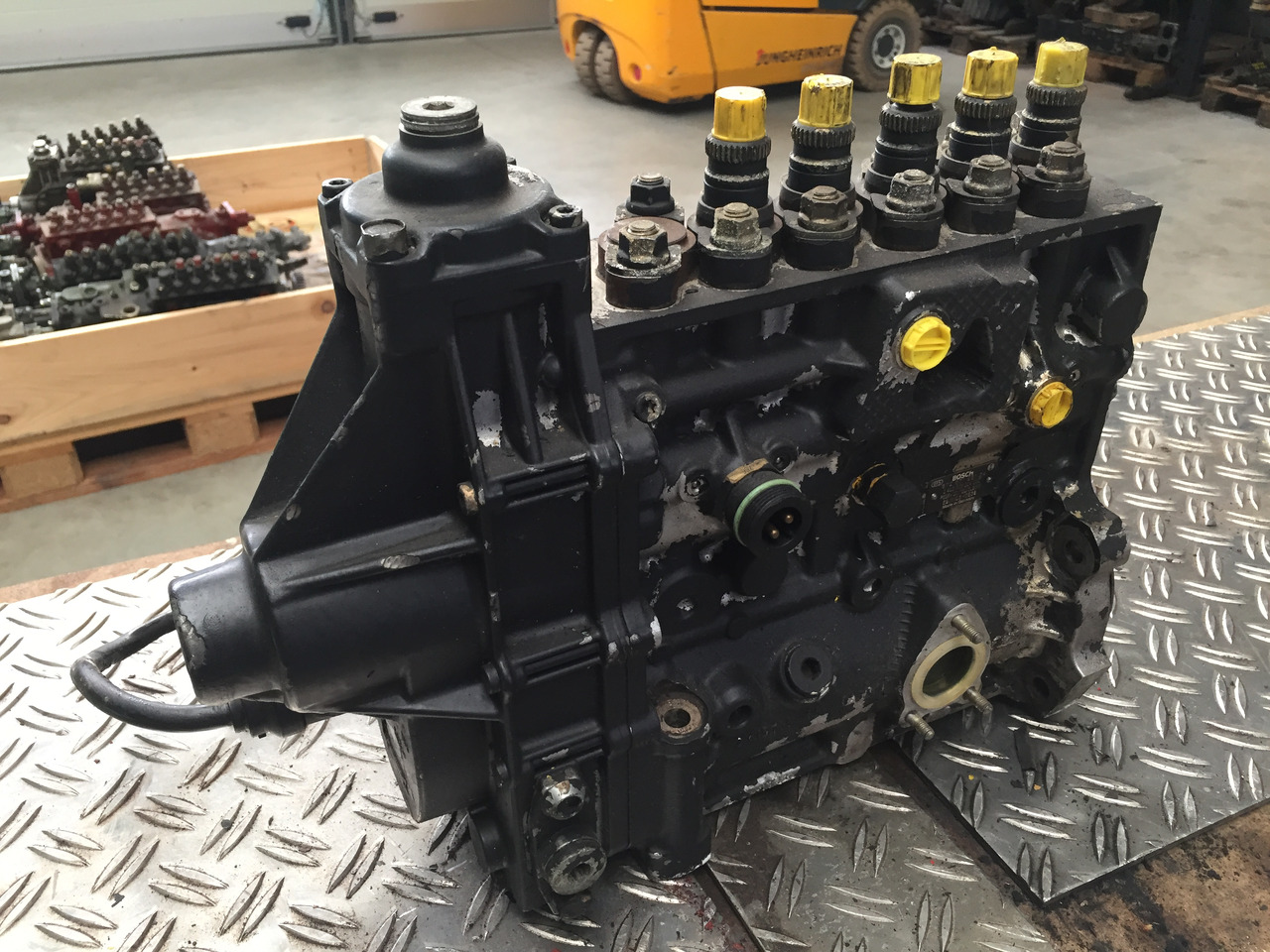 Gebrauchte Einspritzpumpe MAN TGA, 5 Zylinder, Bosch - Nr. : 0402 795 204, MAN 59.11103 - 7538 - Brændstofpumpe for Lastbil: billede 2 Gebrauchte Einspritzpumpe MAN TGA, 5 Zylinder, Bosch - Nr. : 0402 795 204, MAN 59.11103 - 7538 - Brændstofpumpe for Lastbil: billede 2