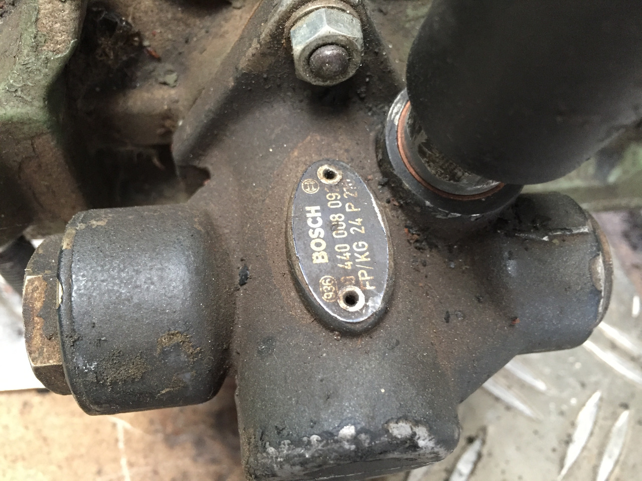 Gebrauchte Einspritzpumpe MB 441, Bosch - Nr. : 0401 846 881 - Brændstofpumpe for Lastbil: billede 3 Gebrauchte Einspritzpumpe MB 441, Bosch - Nr. : 0401 846 881 - Brændstofpumpe for Lastbil: billede 3