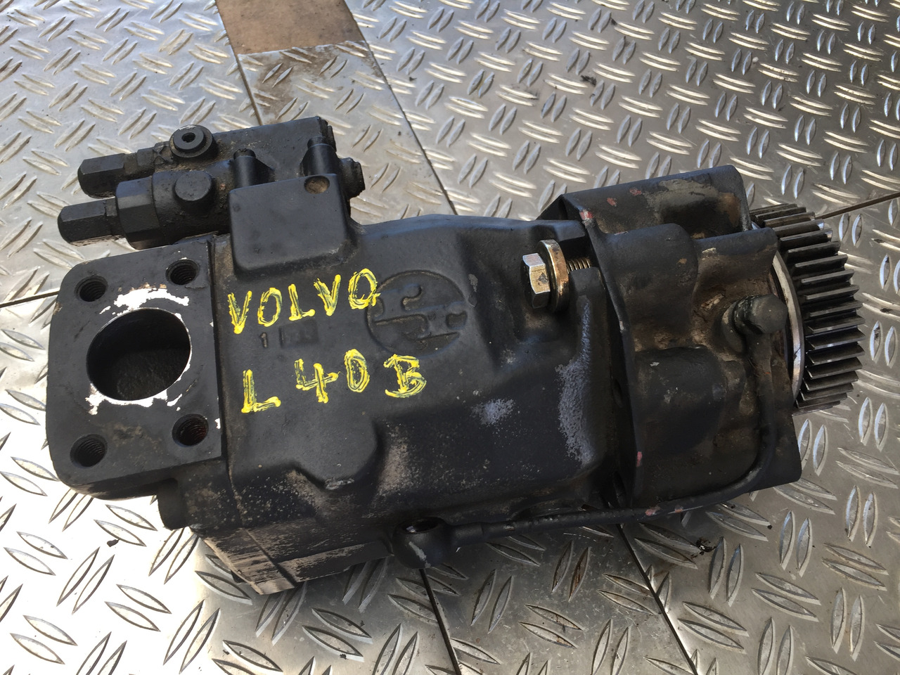 Hydraulikpumpe for Lastbil Gebrauchte Hydraulikpumpe / Lenkung VOLVO Radlader L40 B, Artikel - Nr. : 1534604: billede 22