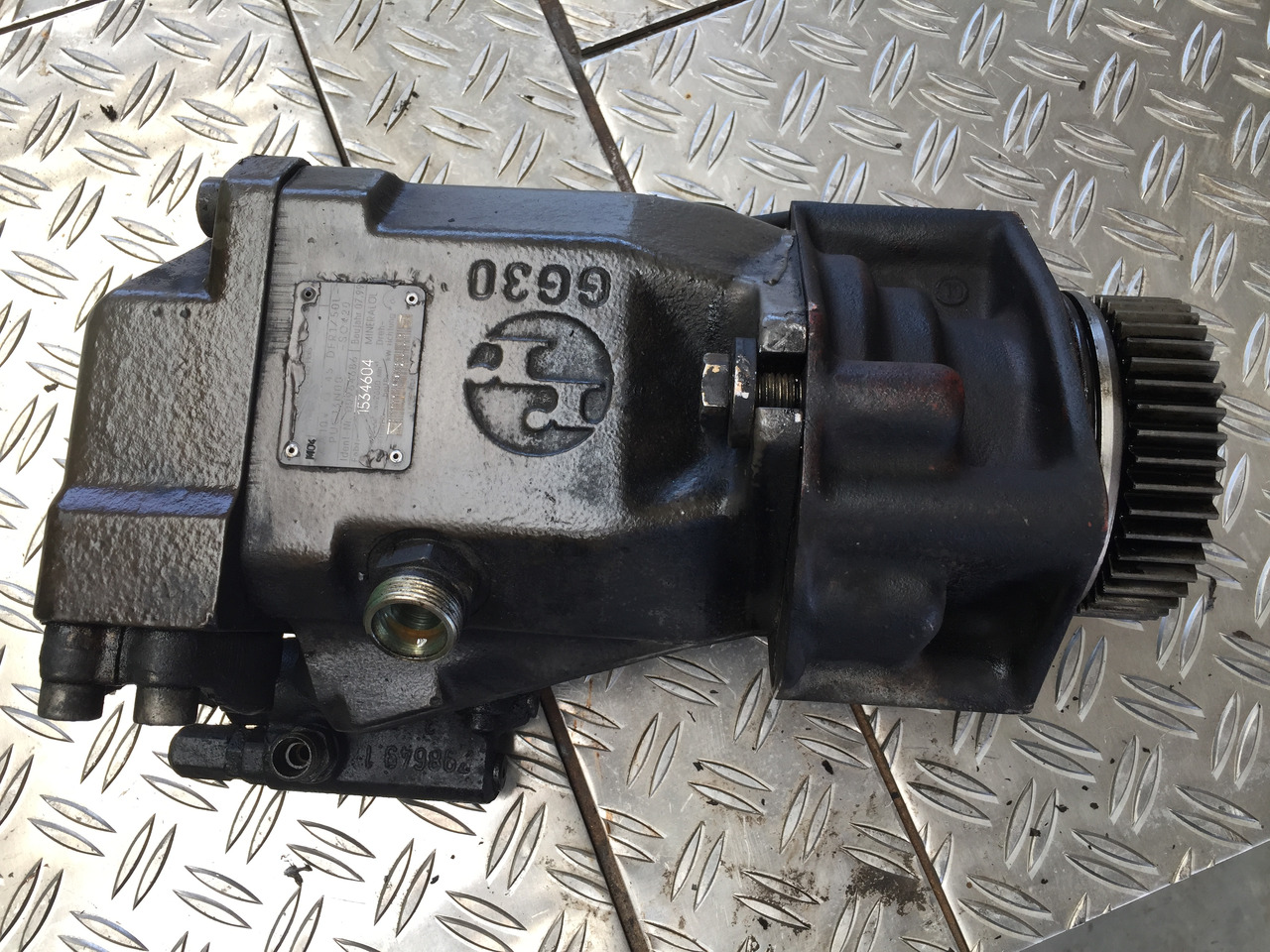 Hydraulikpumpe for Lastbil Gebrauchte Hydraulikpumpe / Lenkung VOLVO Radlader L40 B, Artikel - Nr. : 1534604: billede 20