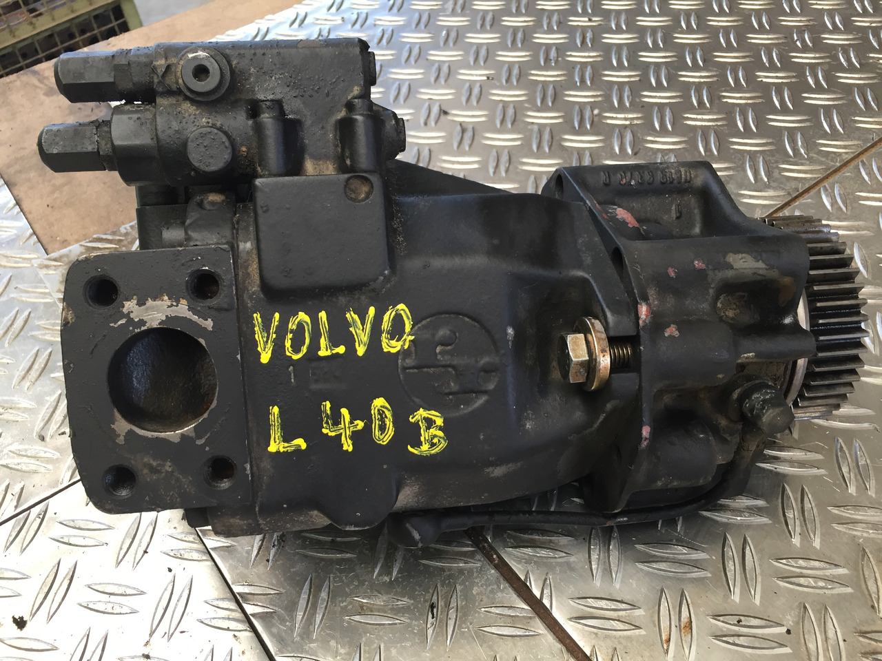 Hydraulikpumpe for Lastbil Gebrauchte Hydraulikpumpe / Lenkung VOLVO Radlader L40 B, Artikel - Nr. : 1534604: billede 13