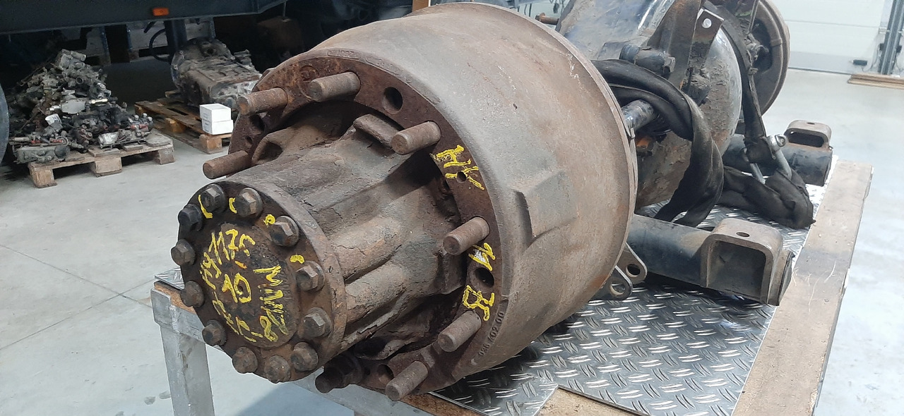 Gebrauchte MAN 18.272 Hypoidachse, HY 11 75 ( Achskörper ), Artikel - Nr. : 81.99999 - 9999 - Bagaksel for Lastbil: billede 1 Gebrauchte MAN 18.272 Hypoidachse, HY 11 75 ( Achskörper ), Artikel - Nr. : 81.99999 - 9999 - Bagaksel for Lastbil: billede 1