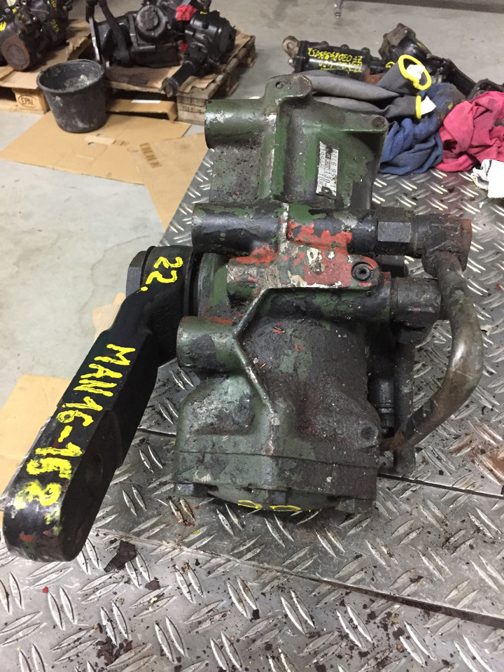 Gebrauchtes Lenkgetriebe MAN, 16.168, Artikel - Nr.: 81.9999 - 9999 - Styrehus for Lastbil: billede 2 Gebrauchtes Lenkgetriebe MAN, 16.168, Artikel - Nr.: 81.9999 - 9999 - Styrehus for Lastbil: billede 2