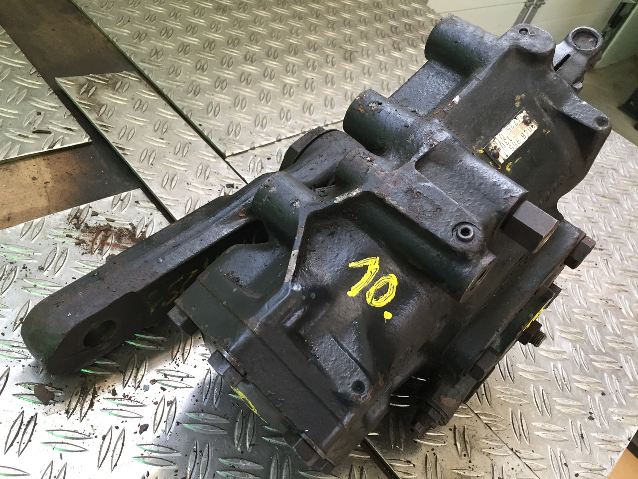 Gebrauchtes Lenkgetriebe MAN F 8, 24.291, Artikel - Nr.: 81.9999 - 9999 - Styrehus for Lastbil: billede 3 Gebrauchtes Lenkgetriebe MAN F 8, 24.291, Artikel - Nr.: 81.9999 - 9999 - Styrehus for Lastbil: billede 3