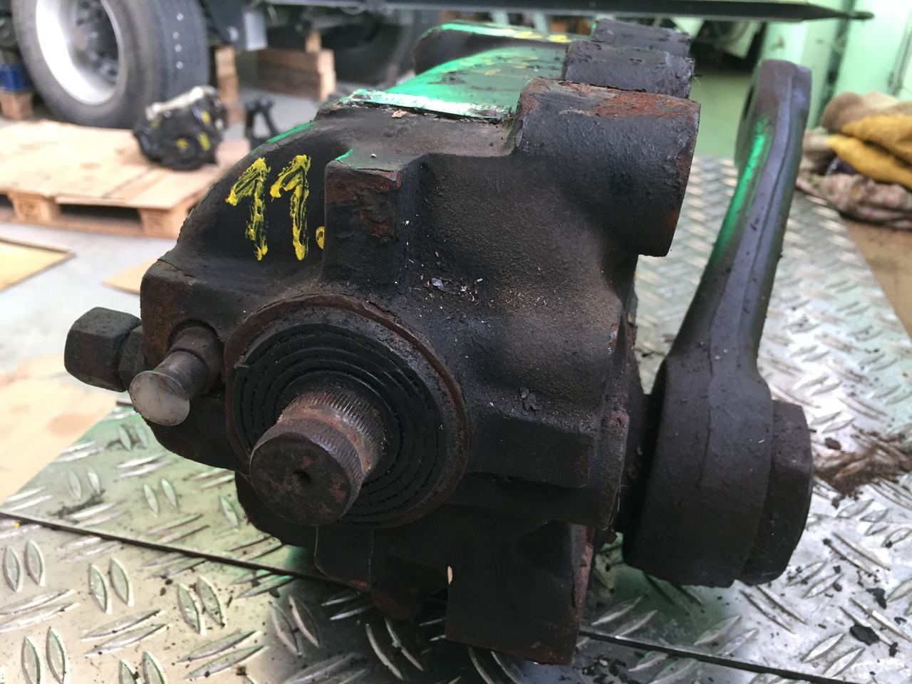 Styrehus for Lastbil Gebrauchtes Lenkgetriebe MAN F 90, 18.232, Artikel - Nr.: 81.9999 - 9999: billede 9