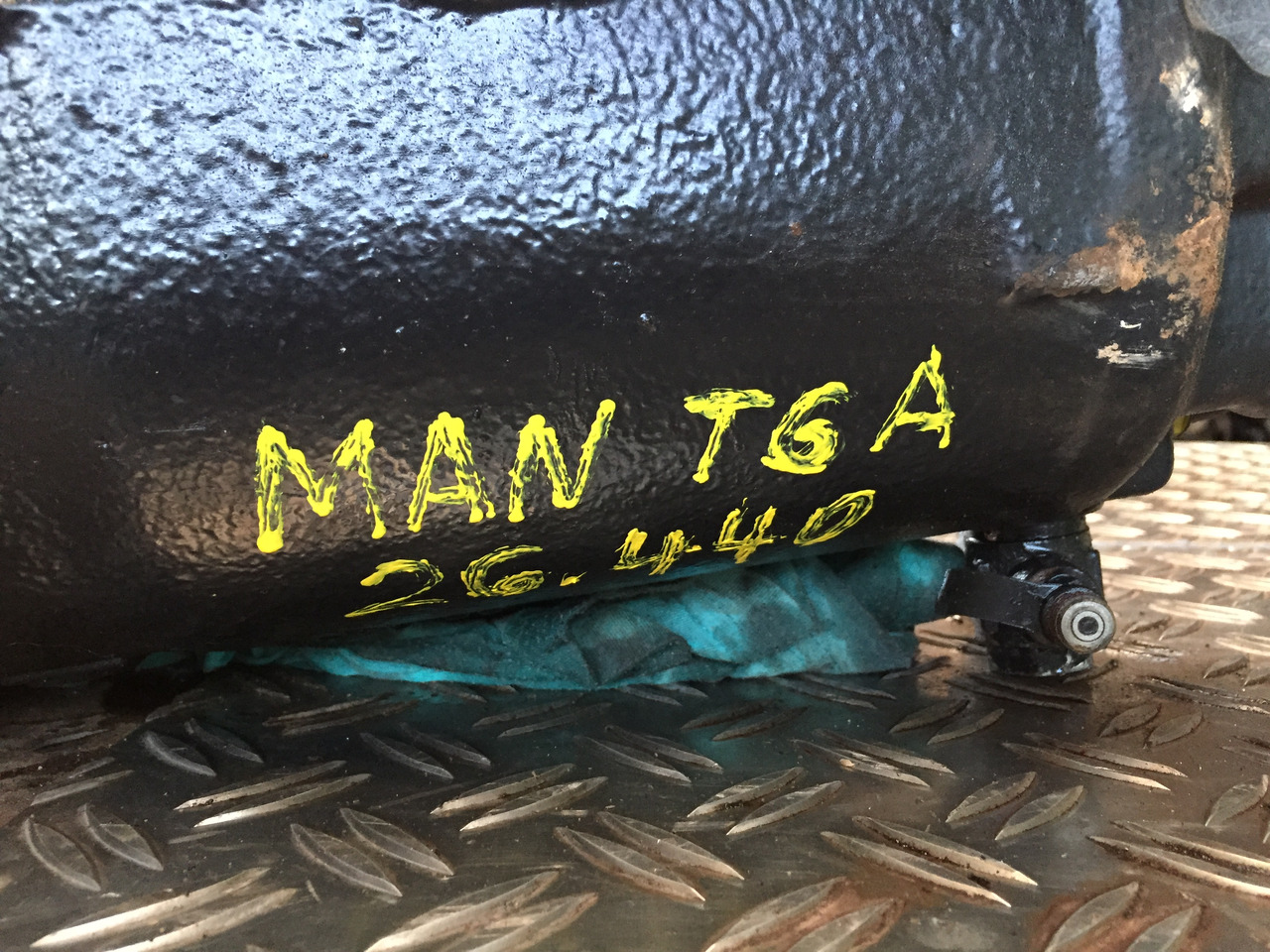 Gebrauchtes Lenkgetriebe, mechanisch, MAN TGA 26.440 XXL, Artikel - Nr. : 81.46200 - 6427 - Styrehus for Lastbil: billede 2 Gebrauchtes Lenkgetriebe, mechanisch, MAN TGA 26.440 XXL, Artikel - Nr. : 81.46200 - 6427 - Styrehus for Lastbil: billede 2