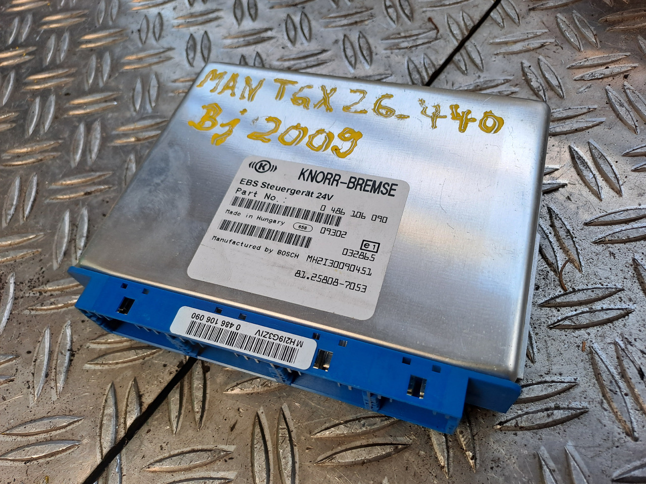 Gebrauchtes MAN TGX 26.440 EBS 5 Steuergerät 24 V , Artikel - Nr.: 81.25808 - 7053 - Kontrol blok for Lastbil: billede 5 Gebrauchtes MAN TGX 26.440 EBS 5 Steuergerät 24 V , Artikel - Nr.: 81.25808 - 7053 - Kontrol blok for Lastbil: billede 5