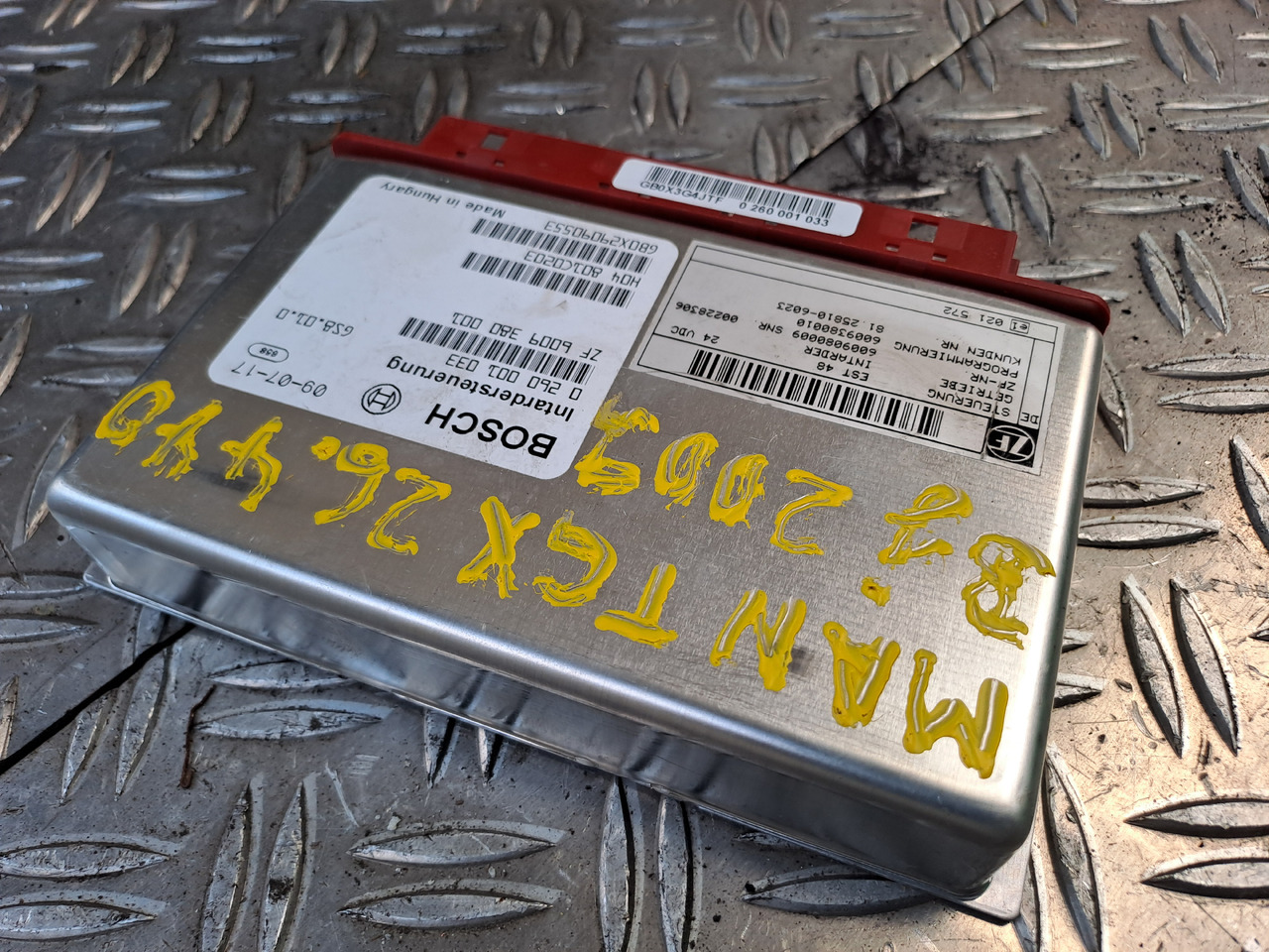 Gebrauchtes MAN TGX 26.440 Steuergerät Intarder, Artikel - Nr.: 81.25810 - 6023 - Kontrol blok for Lastbil: billede 3 Gebrauchtes MAN TGX 26.440 Steuergerät Intarder, Artikel - Nr.: 81.25810 - 6023 - Kontrol blok for Lastbil: billede 3