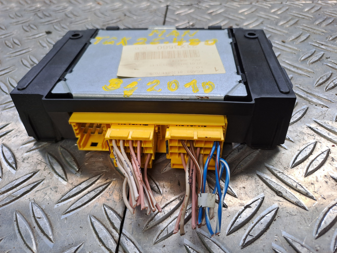 Gebrauchtes MAN TGX 26.480 Steuergerät ECAS Luftfederung , Artikel - Nr. : 81.25811 - 7020 - Kontrol blok for Lastbil: billede 4 Gebrauchtes MAN TGX 26.480 Steuergerät ECAS Luftfederung , Artikel - Nr. : 81.25811 - 7020 - Kontrol blok for Lastbil: billede 4