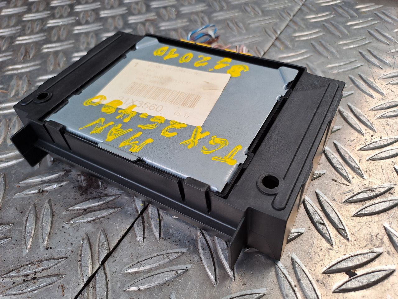 Gebrauchtes MAN TGX 26.480 Steuergerät ECAS Luftfederung , Artikel - Nr. : 81.25811 - 7020 - Kontrol blok for Lastbil: billede 5 Gebrauchtes MAN TGX 26.480 Steuergerät ECAS Luftfederung , Artikel - Nr. : 81.25811 - 7020 - Kontrol blok for Lastbil: billede 5