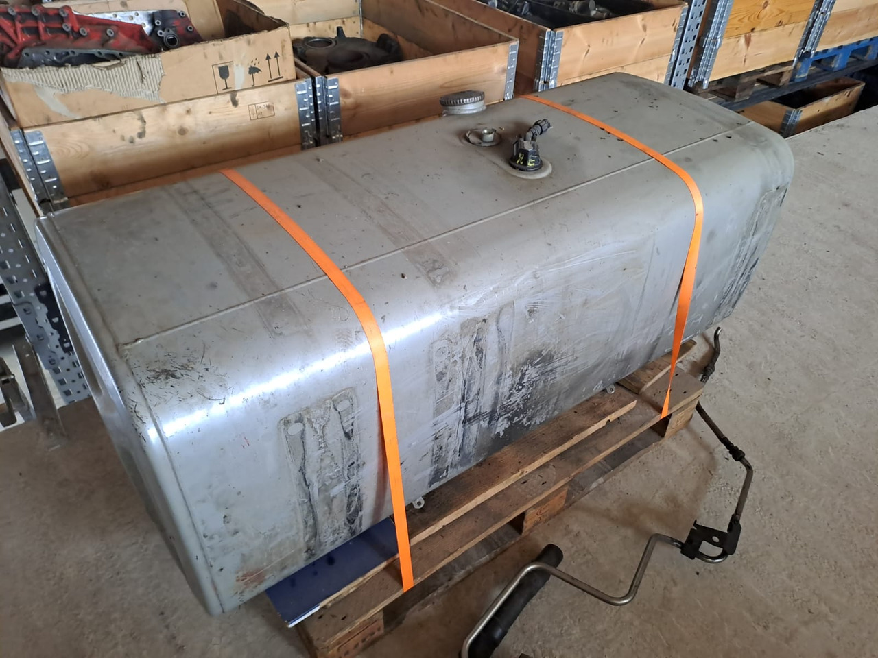 MAN MAN TGA - Brændstoftank: billede 1 MAN MAN TGA - Brændstoftank: billede 1