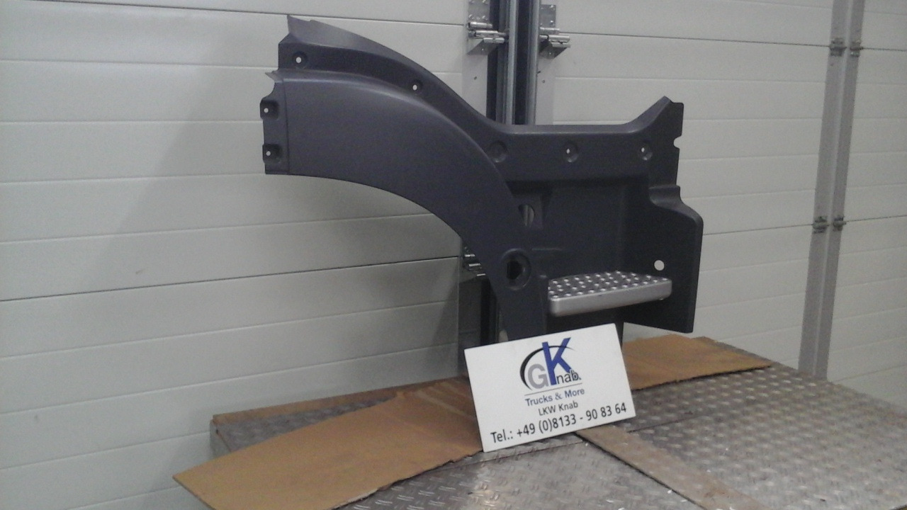 Neuwertiger MAN TGM / TG3 Einstiegkotflügel kurz, komplett, rechts Artikel - Nr.: 81.61520 - 0210 - Skærm for Lastbil: billede 3 Neuwertiger MAN TGM / TG3 Einstiegkotflügel kurz, komplett, rechts Artikel - Nr.: 81.61520 - 0210 - Skærm for Lastbil: billede 3