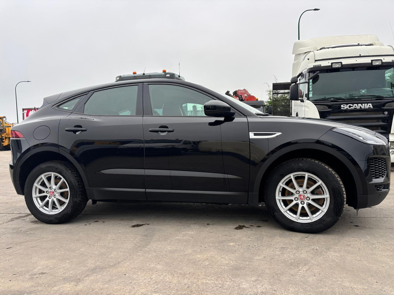 SUV Jaguar E-Pace 150: billede 1