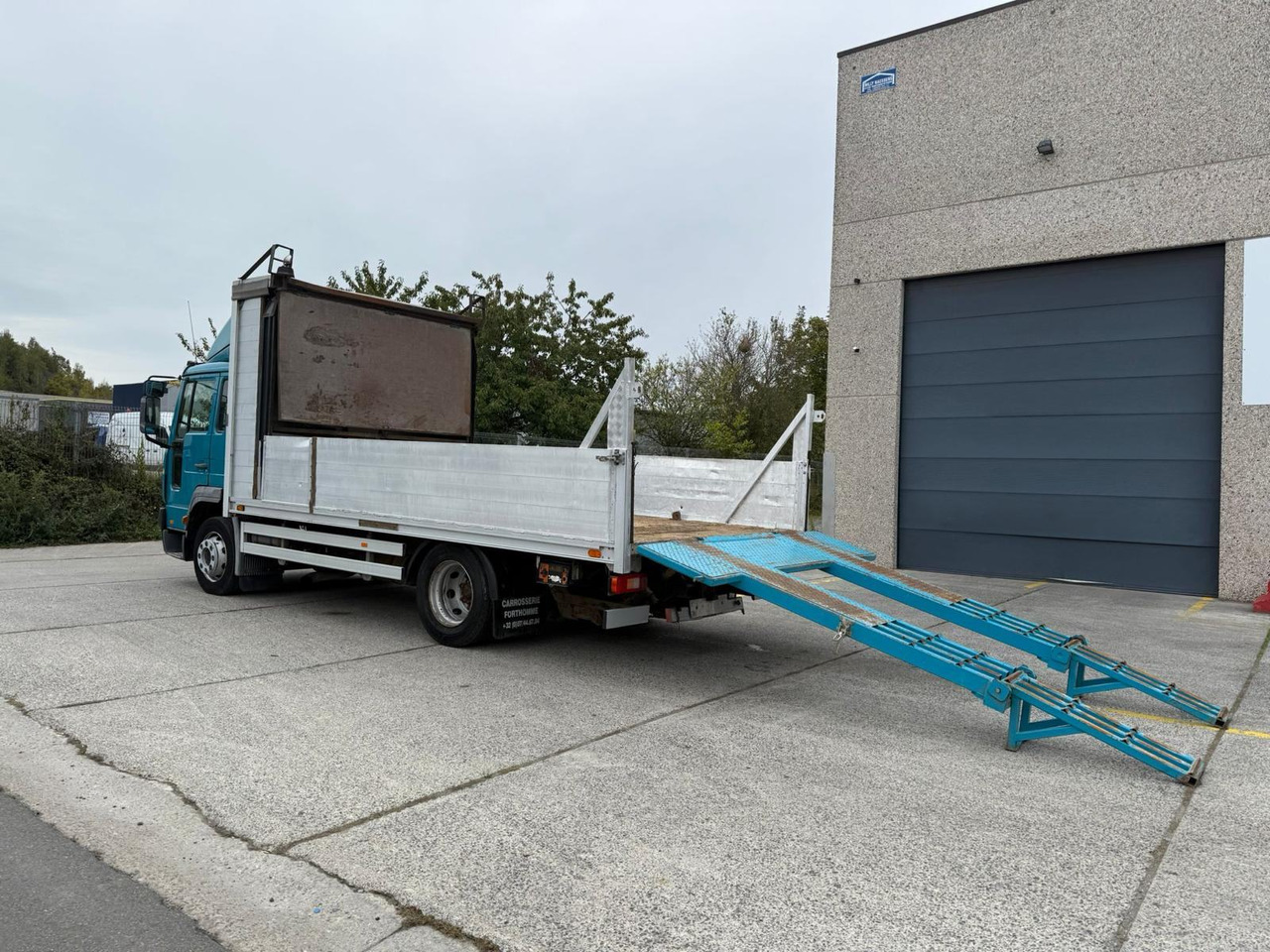 VOLVO FL 12 250, 2004 god. - Biltransportør lastbil: billede 2 VOLVO FL 12 250, 2004 god. - Biltransportør lastbil: billede 2