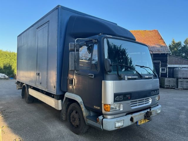 DAF DAF45 130 - Lastbil varevogn: billede 3 DAF DAF45 130 - Lastbil varevogn: billede 3