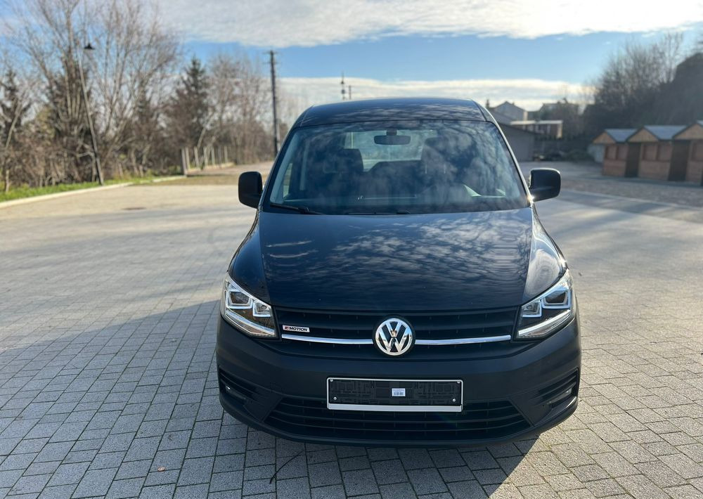 Volkswagen CADDY/2.0/4X4/ SPROWADZONY na/1 WŁ/FV23%/SERWISOWANY/VW/FORD/OPEL/CITROEN - Varevogn: billede 4 Volkswagen CADDY/2.0/4X4/ SPROWADZONY na/1 WŁ/FV23%/SERWISOWANY/VW/FORD/OPEL/CITROEN - Varevogn: billede 4