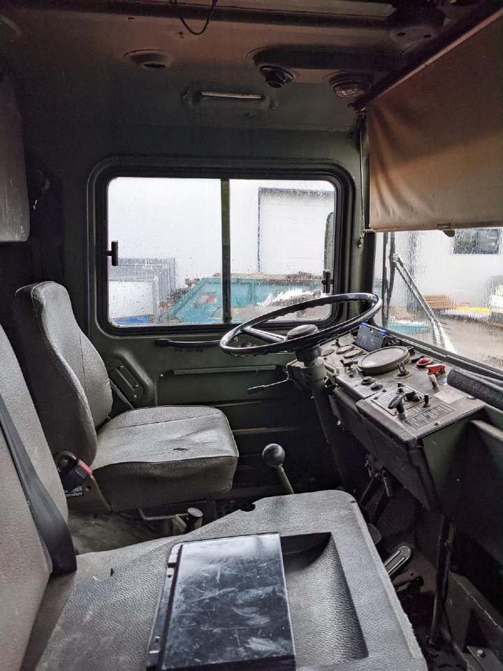 MAN Kat 1 Kat1 4x4 from low mileage - Lastbil med lad: billede 2 MAN Kat 1 Kat1 4x4 from low mileage - Lastbil med lad: billede 2