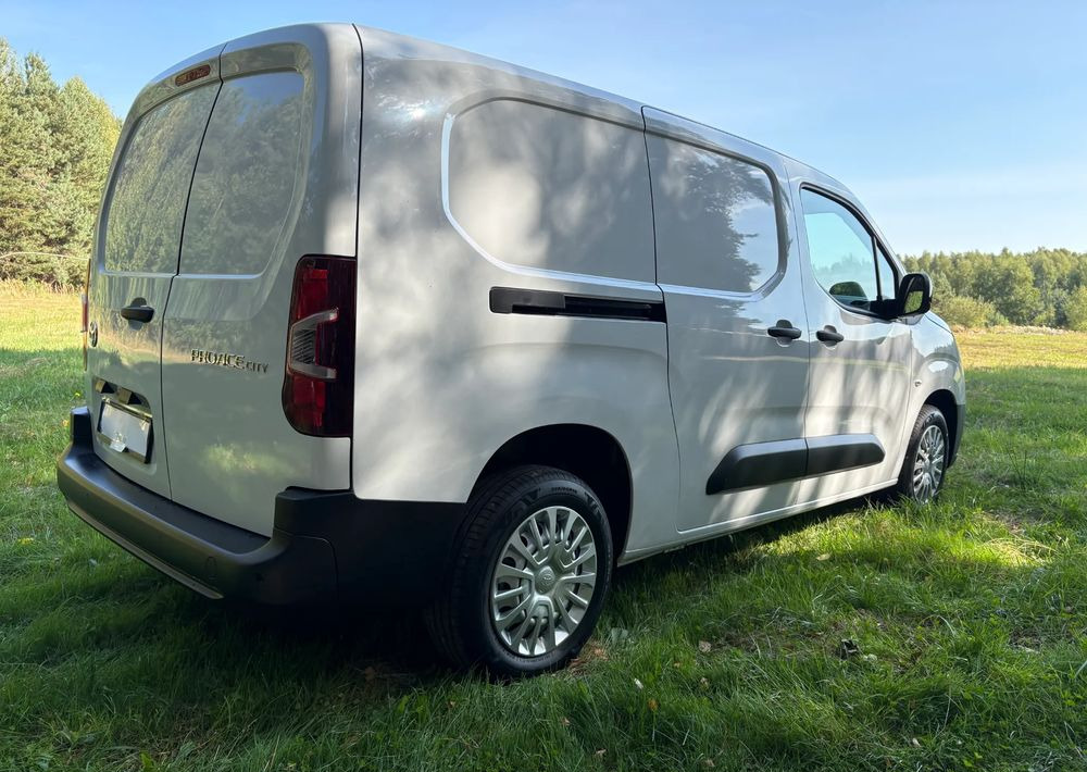 Toyota Proace City Verso 1.5 D-4D Combi - Små varebil: billede 5 Toyota Proace City Verso 1.5 D-4D Combi - Små varebil: billede 5