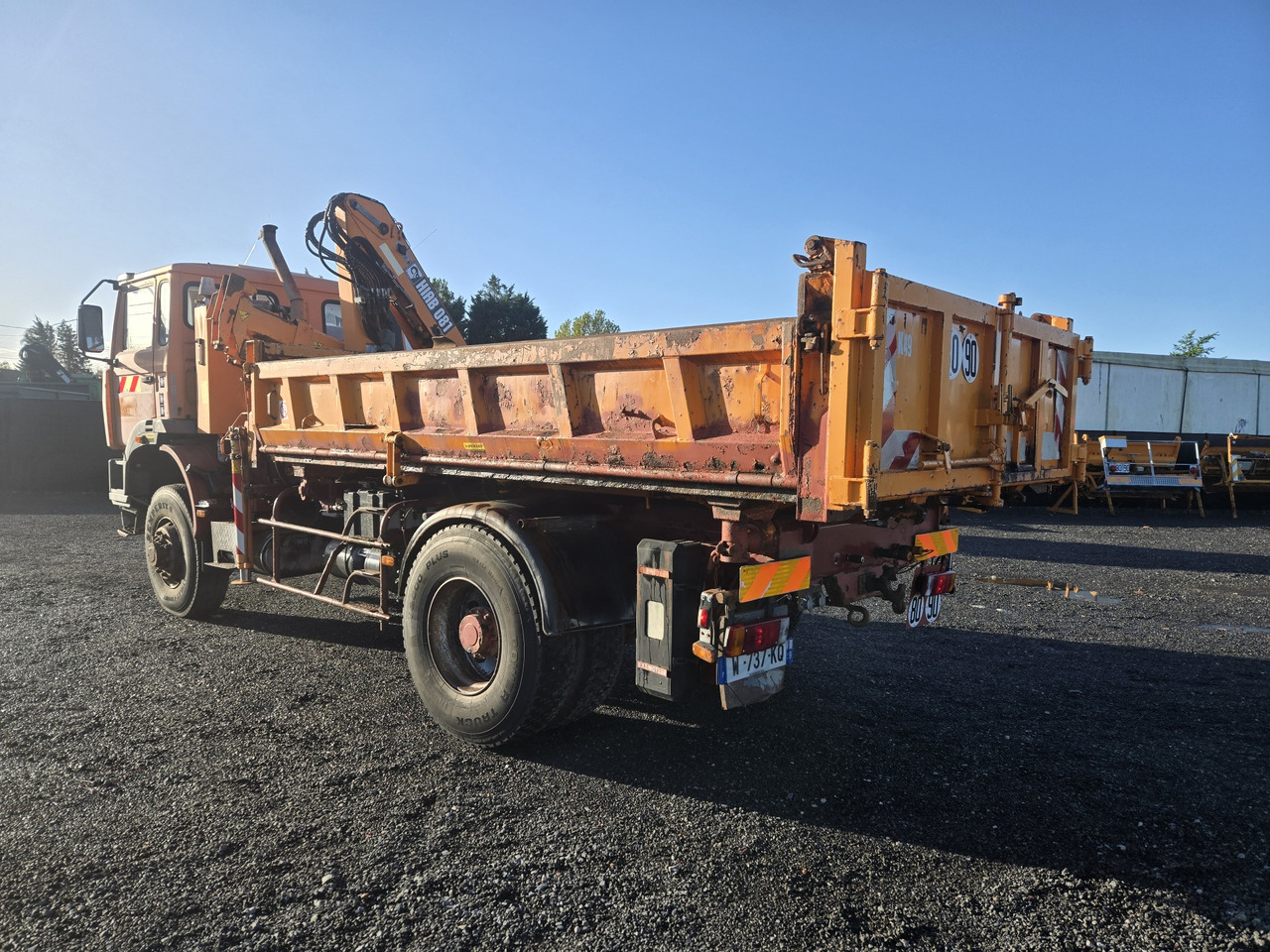 Renault G300 / 4x4 - Tipvogn lastbil, Lastbil med kran: billede 5 Renault G300 / 4x4 - Tipvogn lastbil, Lastbil med kran: billede 5